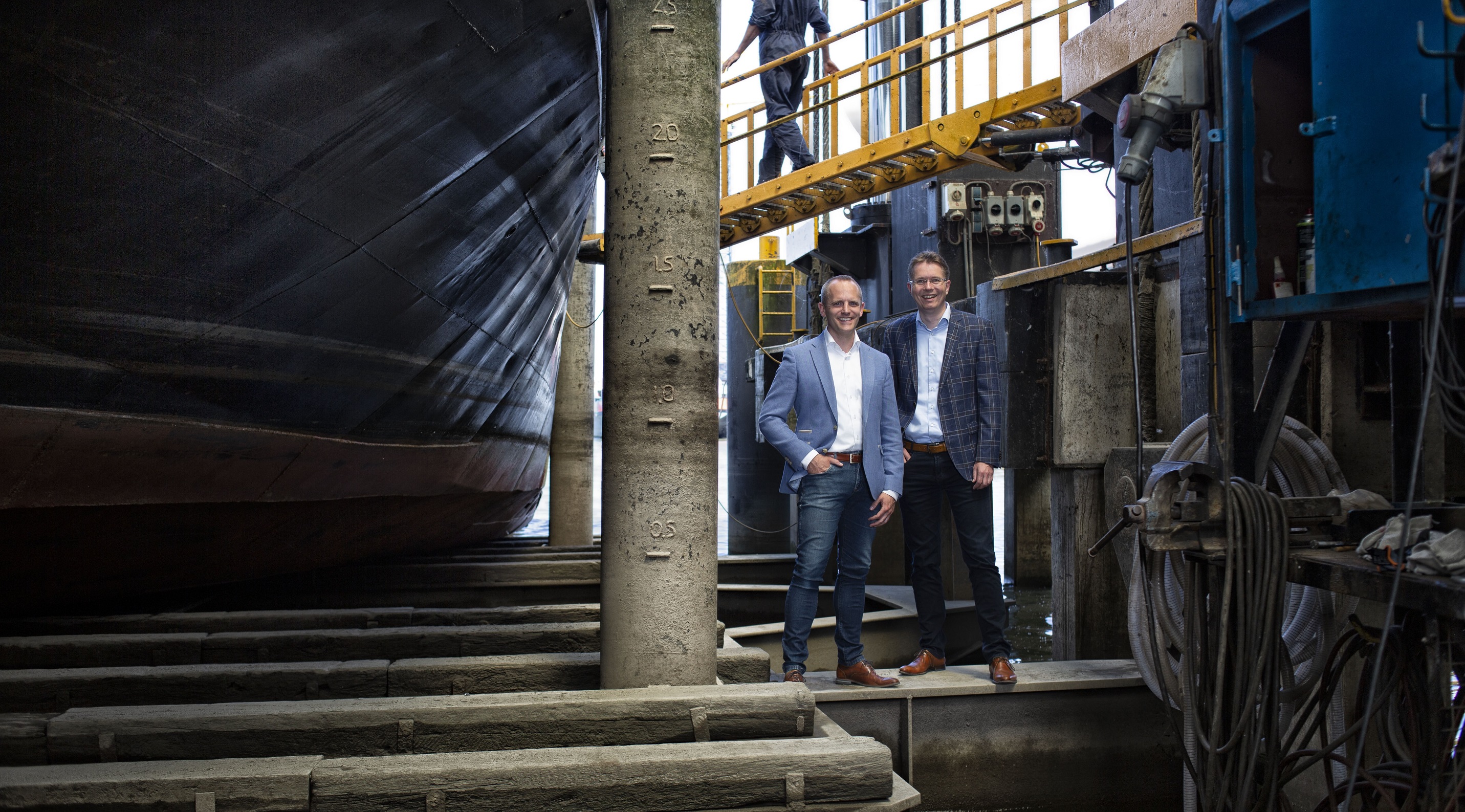 Albert Visser l en Marco de Waal wensen iedereen fijne feestdagen toe